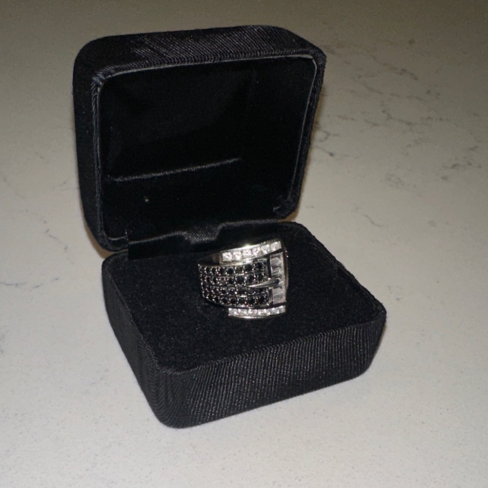 Buckle Ring Sterling Silver with Black Crystals